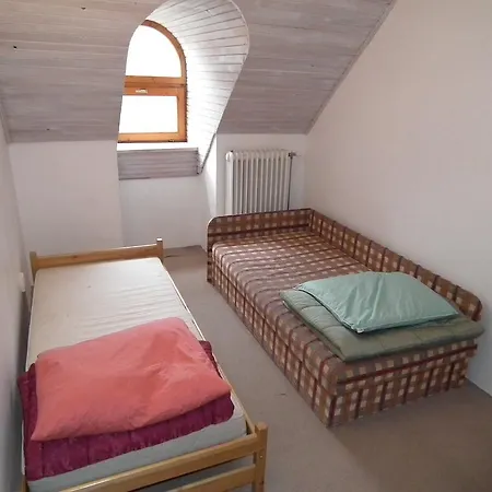 Auberge de jeunesse Mindszenty Ifjusagi Haz *